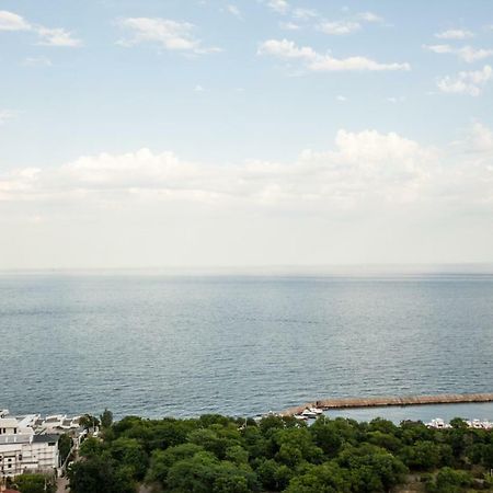 Odss Suites Odessa Eksteriør billede